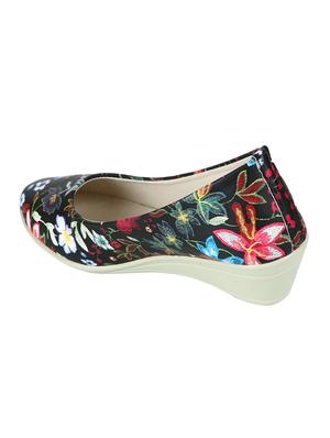 black slip on wedge - 15273905 - Standard Image - 3