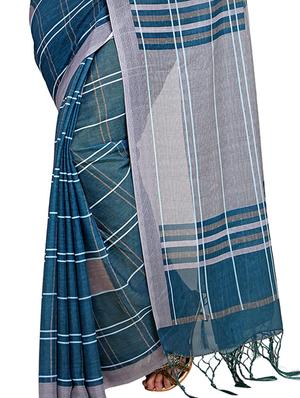 blue silk blend maheshwari saree with blouse - 15279259 - Standard Image - 4