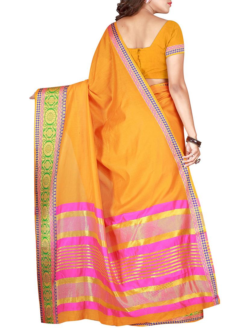 mustard cotton blend bordered saree with blouse - 15284017 - Zoom Image - 2