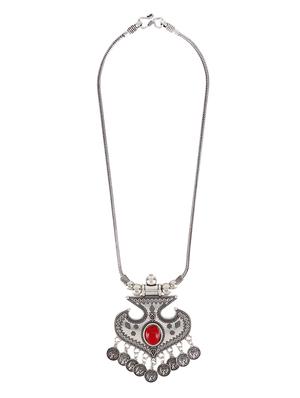 tribal necklace - 15288662 - Standard Image - 2