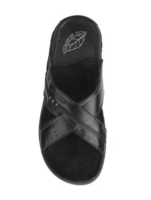 red chief black leather slip on slippers - 15289418 - Standard Image - 4