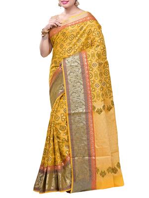 Zari woven saree with blouse - 15293231 - Standard Image - 1