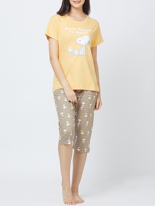 quirky tee with capri set - 15301270 - Standard Image - 1