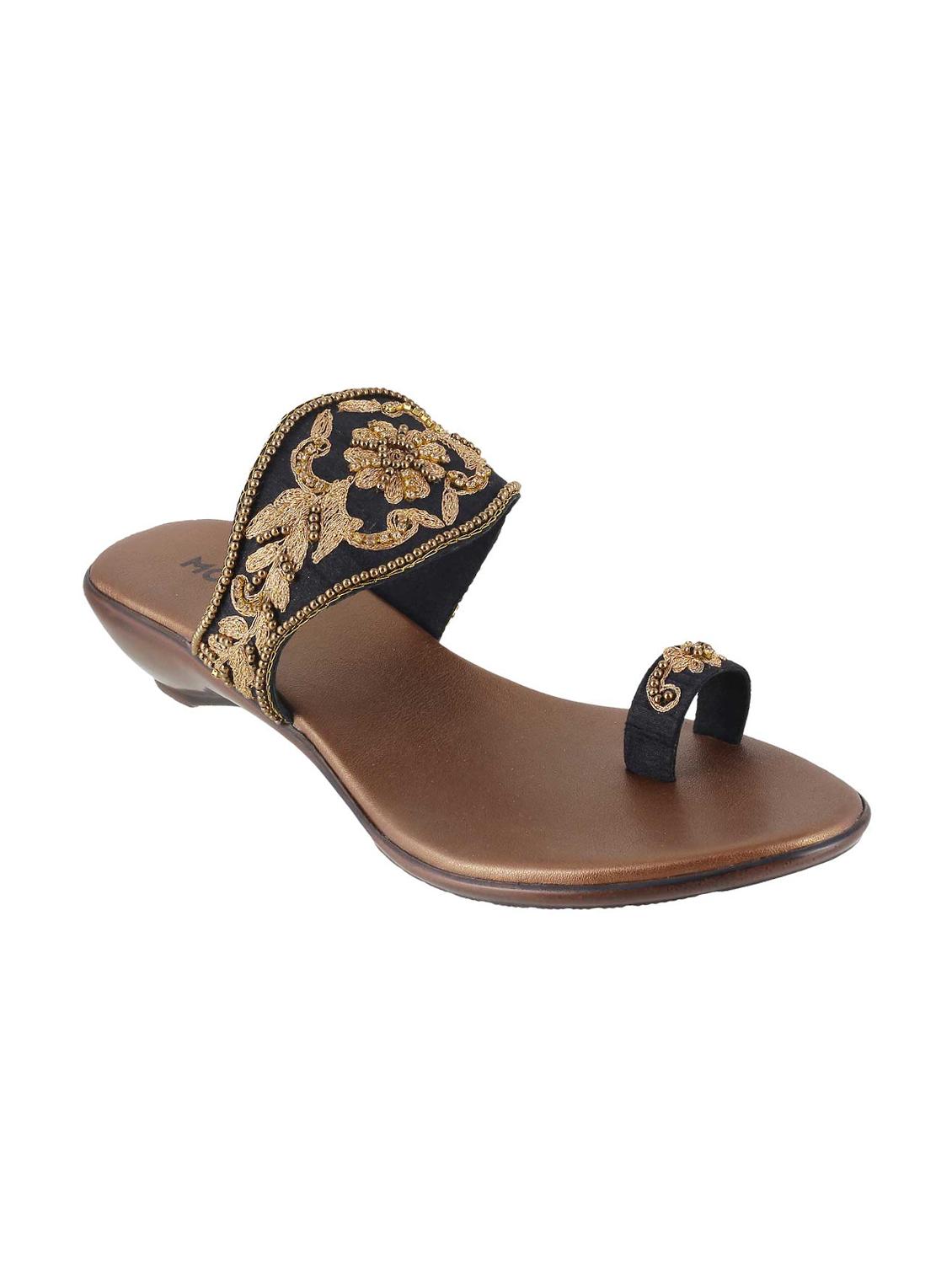 black one toe sandal - 15304985 - Zoom Image - 1