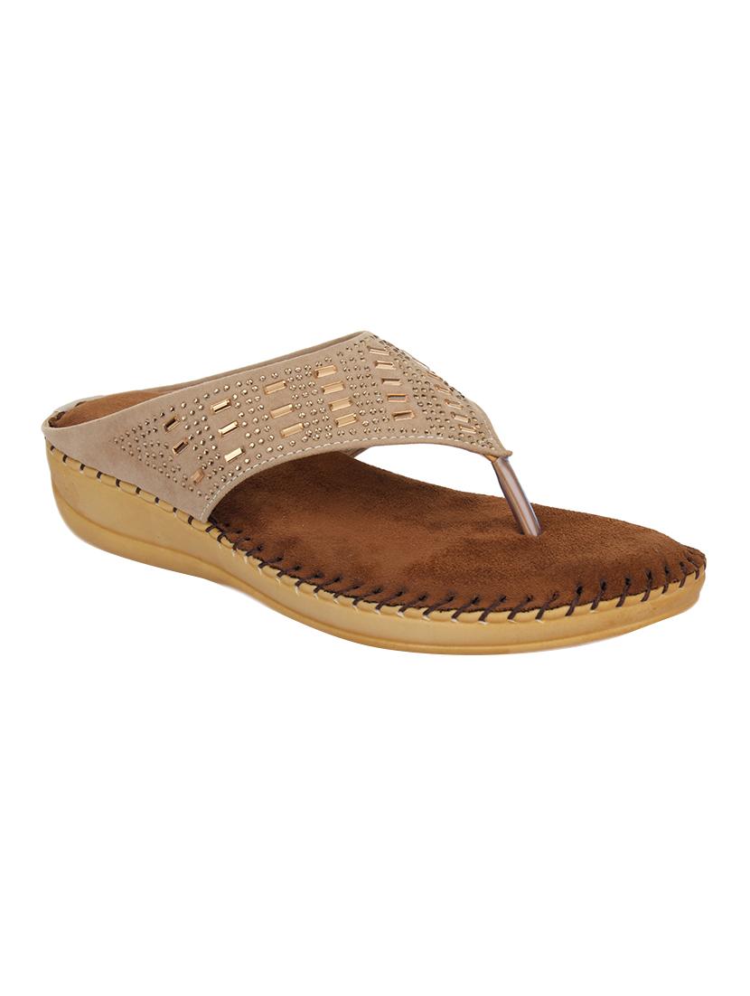 beige toe separator sandal - 15318245 - Zoom Image - 1