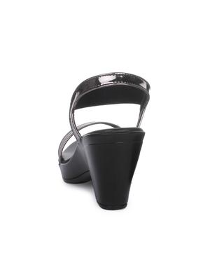 black faux leather back strap sandals - 15318878 - Standard Image - 3