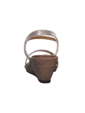 silver back strap wedge - 15318903 - Standard Image - 3