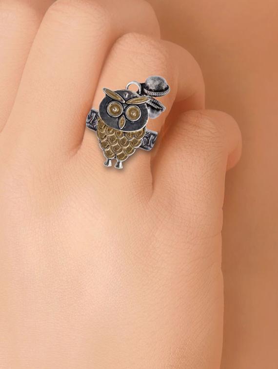 silver metal ring - 15322415 - Zoom Image - 3