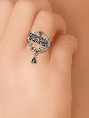 silver metal ring - 15322416 - Standard Image - 3