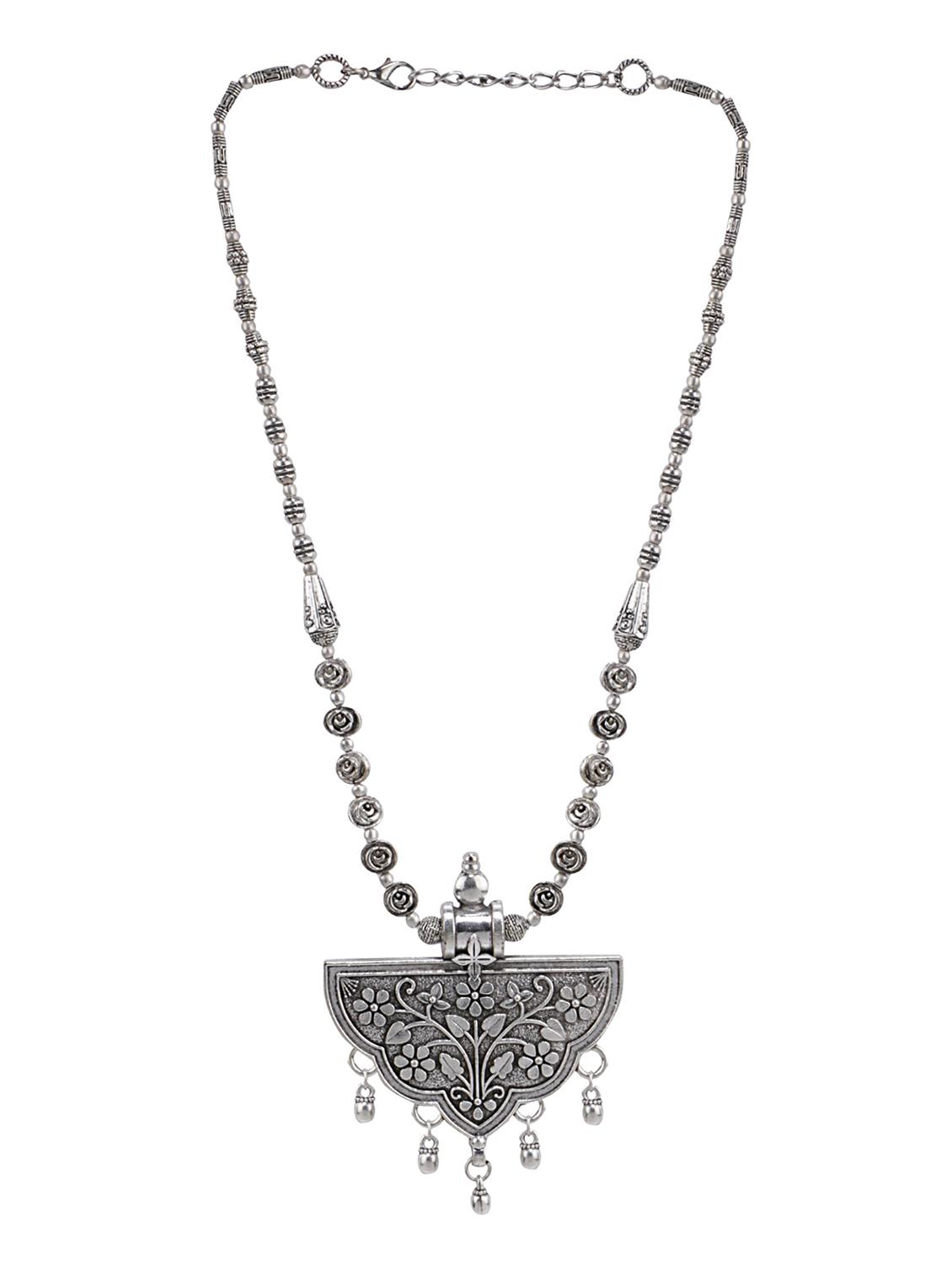 tribal necklace - 15323267 - Zoom Image - 2