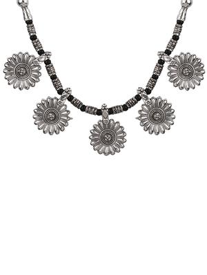 short necklace - 15323273 - Standard Image - 2