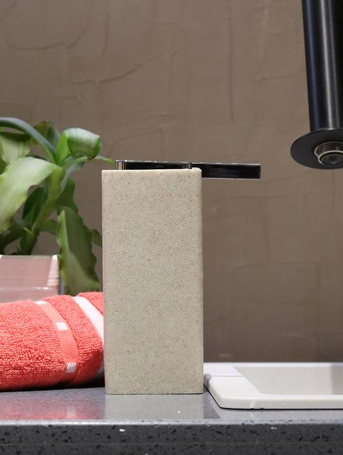 liquid soap dispenser, beige polyresin soap dispenser for kitchen, bathroom or common basin - 15327185 - Standard Image - 1