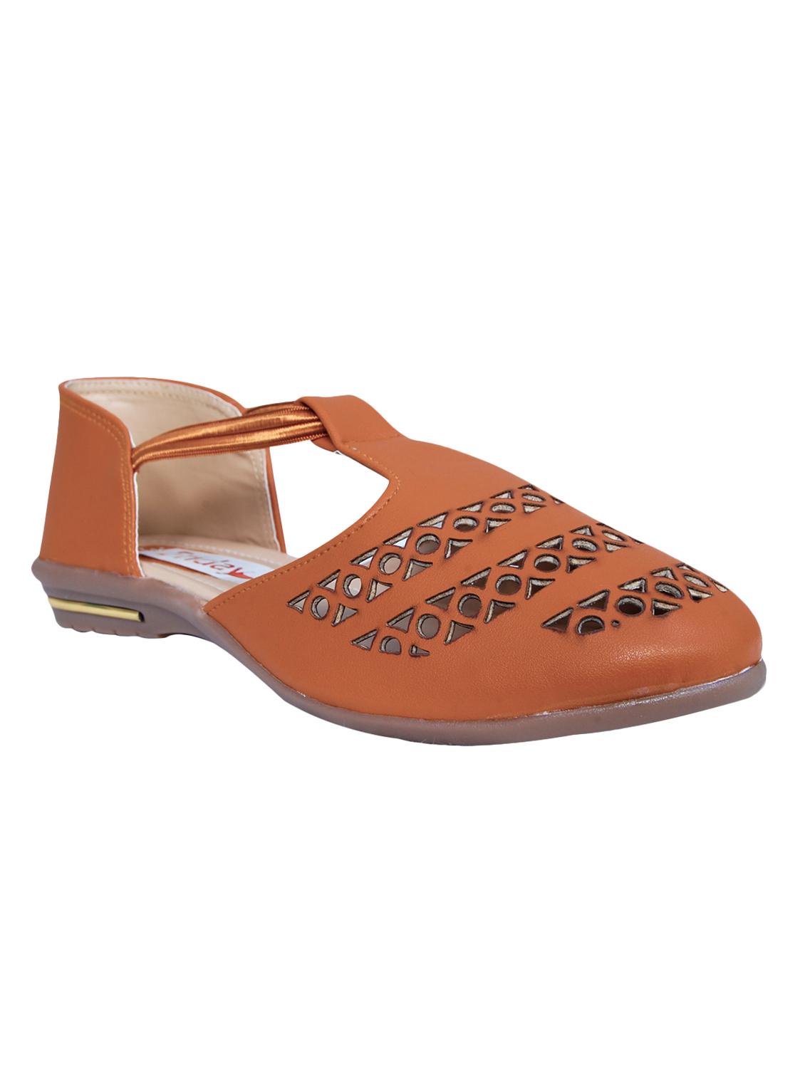tan closed strap sandal - 15339298 - Zoom Image - 1