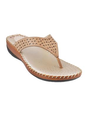 beige toe separator wedge - 15339624 - Standard Image - 1