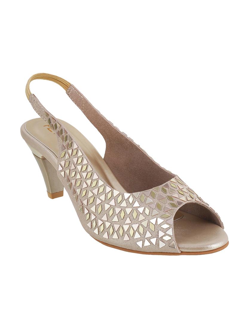 beige back strap sandals - 15339780 - Zoom Image - 1