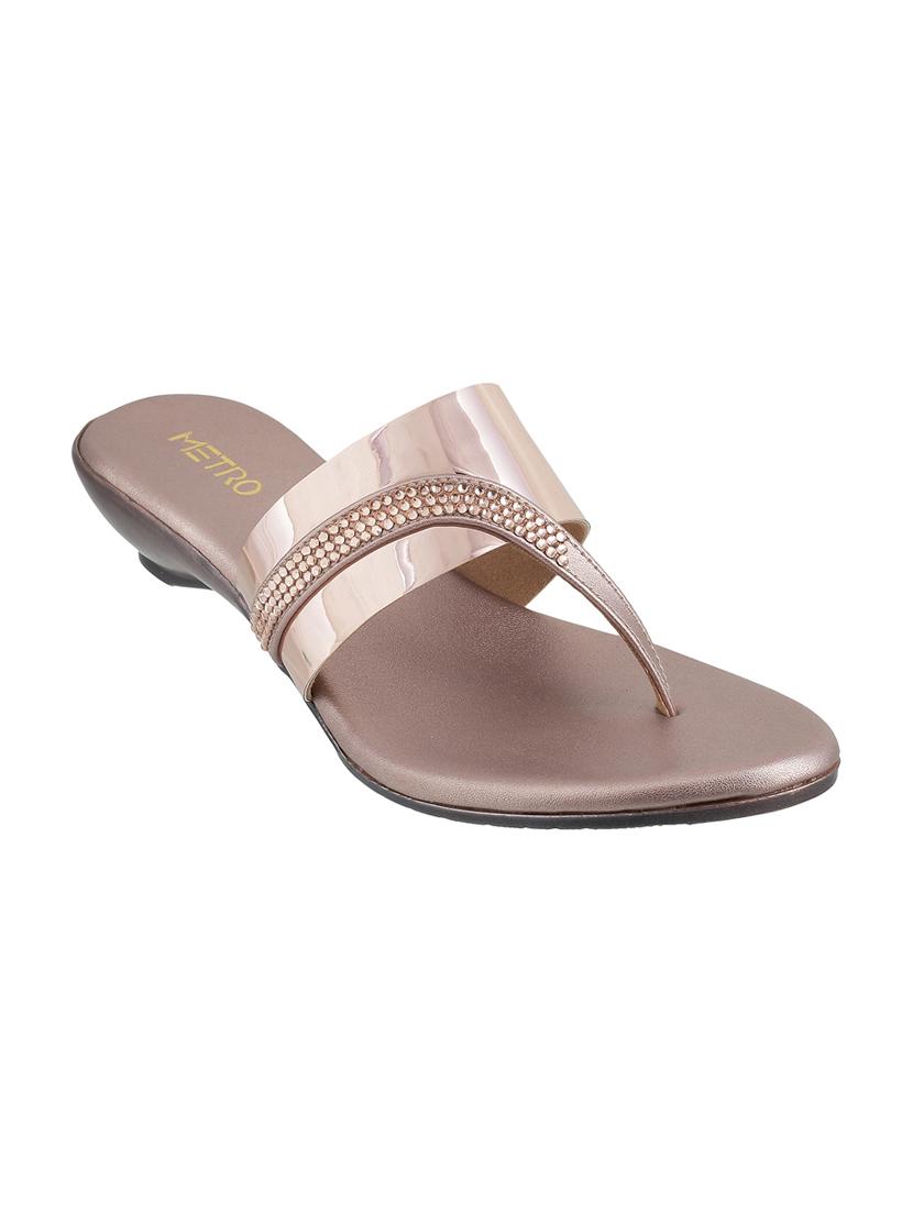 beige toe separator wedges - 15339840 - Zoom Image - 1