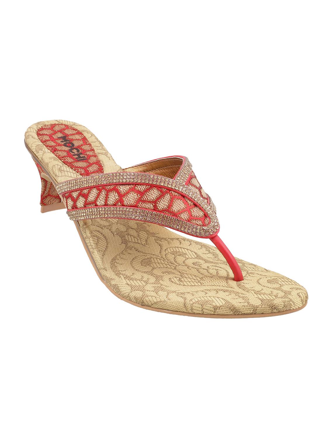 maroon fabric toe separator sandals - 15339882 - Zoom Image - 1