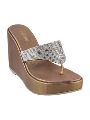 bronze toe separator wedges - 15339884 - Standard Image - 1