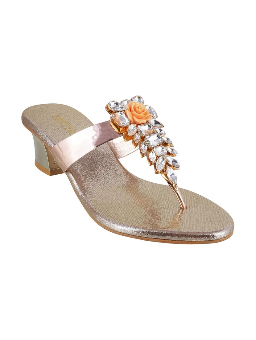 pink toe separator sandals - 15339924 - Zoom Image - 1
