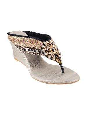 black toe separator wedges - 15339934 - Standard Image - 1