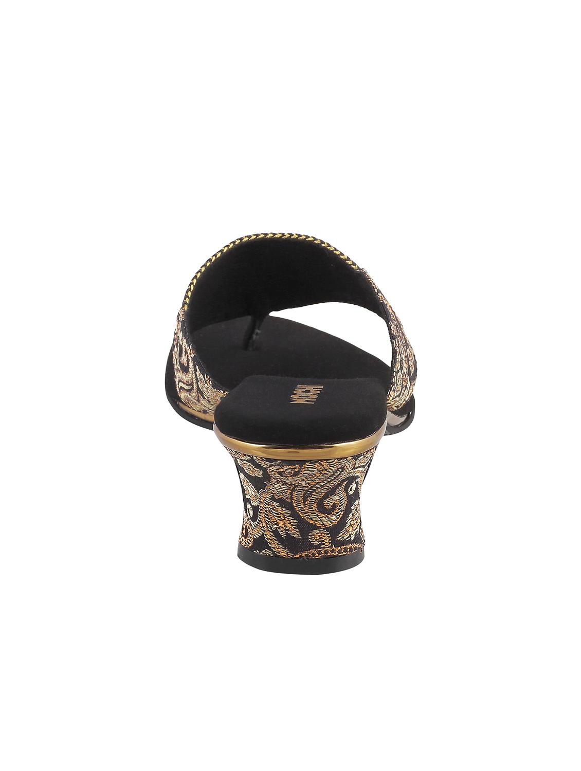 black suede toe separator sandals - 15339942 - Zoom Image - 3