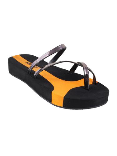 black faux leather one toe sandals - 15339978 - Very Small Image - 1