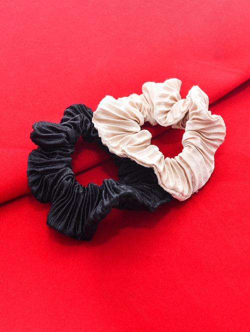 pack of two black & beige cloth rubberbands - 15340290 - Standard Image - 1