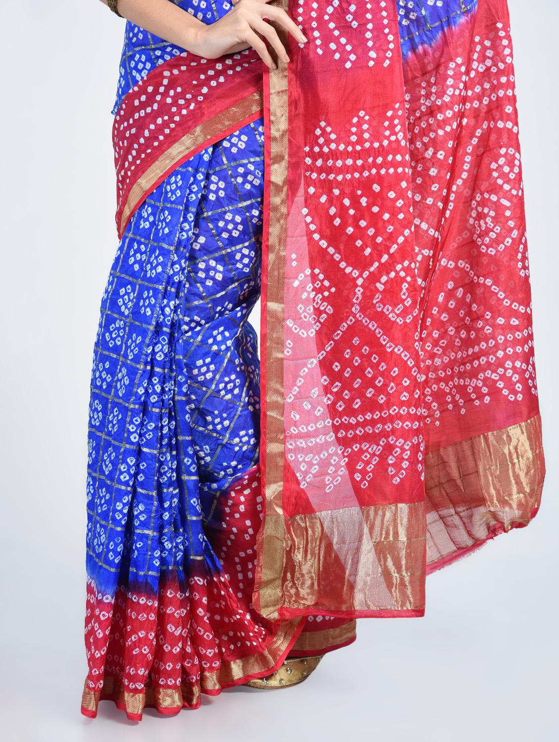 delicate border bandhani saree with blouse - 15341298 - Zoom Image - 2