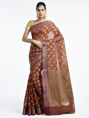 Floral Motif Banarasi Saree with blouse - 15345680 - Standard Image - 1
