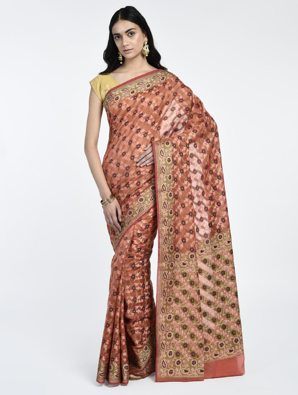 floral Zari motif Banarasi Saree with blouse - 15345766 - Zoom Image - 1