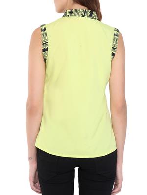 sleeveless geometric shirt - 15350493 - Standard Image - 3