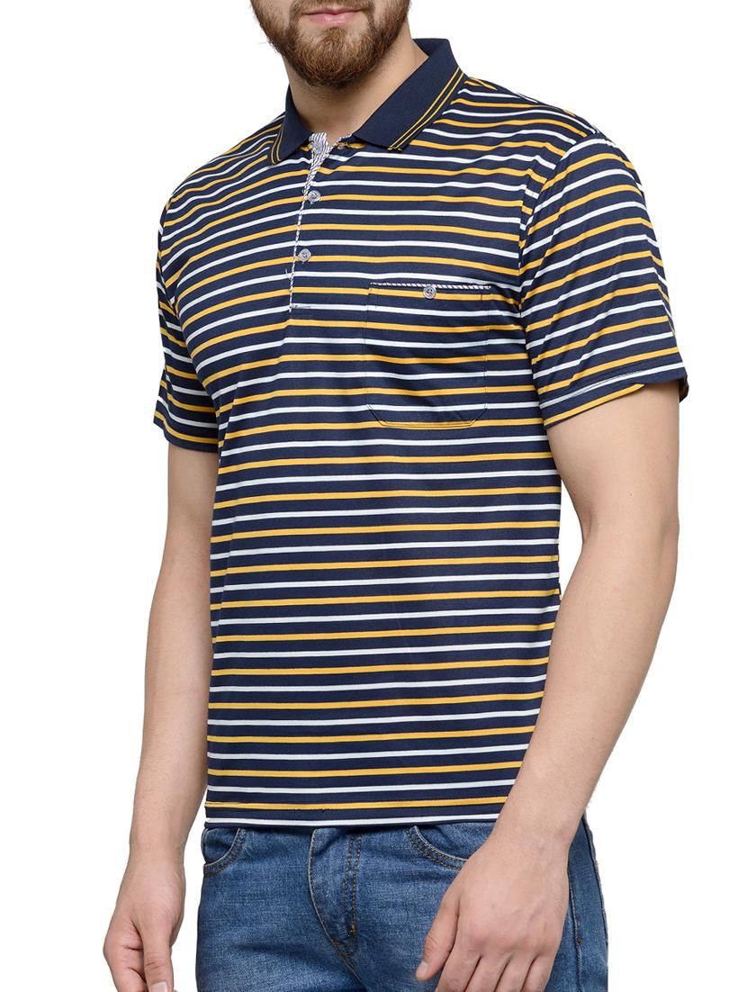yellow cotton pocket t-shirt - 15355465 - Zoom Image - 2