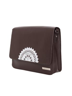 brown leatherette (pu) regular sling bag - 15361436 - Standard Image - 4