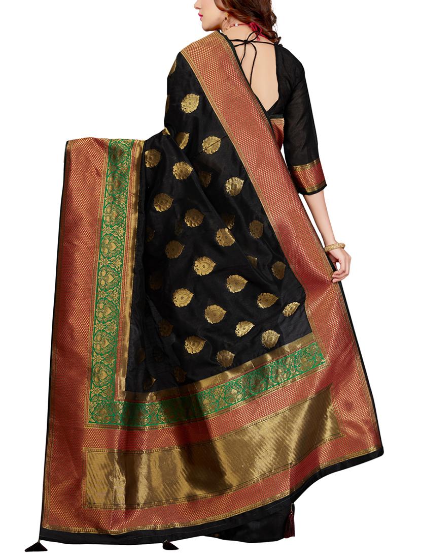 delicate golden border banarasi saree with blouse - 15363691 - Zoom Image - 2