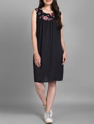 floral yoke shift dress - 15375853 - Standard Image - 4