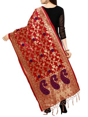 red silk banarasi dupatta - 15394309 - Standard Image - 2