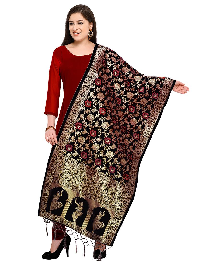 black silk banarasi dupatta - 15394310 - Zoom Image - 1