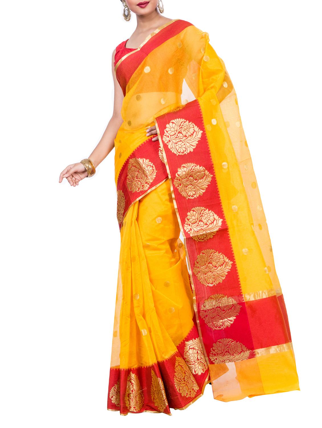 zari woven contrast border saree with blouse - 15398266 - Zoom Image - 1