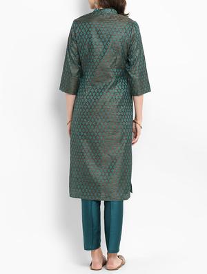 green silk straight kurta - 15406230 - Standard Image - 3