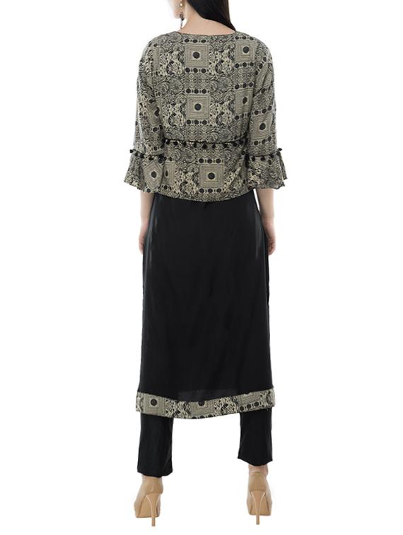 straight kurta with jacket - 15410268 - Zoom Image - 3