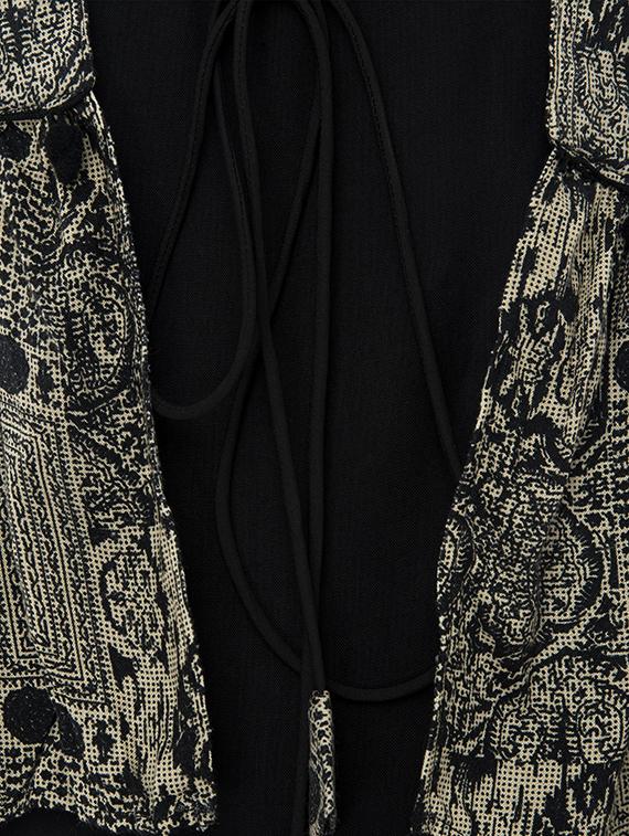 straight kurta with jacket - 15410268 - Zoom Image - 4