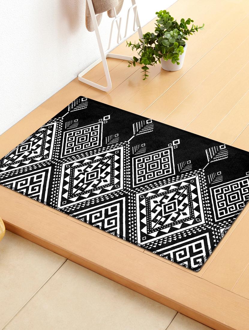 1 Pc Velvet finish Anti skid Doormat - 15417172 - Zoom Image - 1