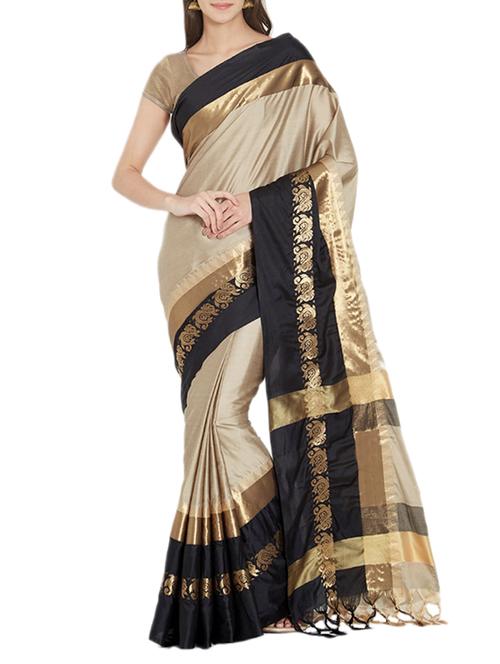 Contrast bordered handloom saree with blouse - 15419490 - Standard Image - 1
