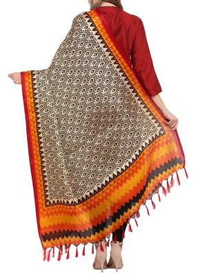 red khadi printed dupatta - 15421119 - Standard Image - 2
