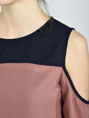 cold shoulder contrasting yoke top - 15428278 - Standard Image - 5