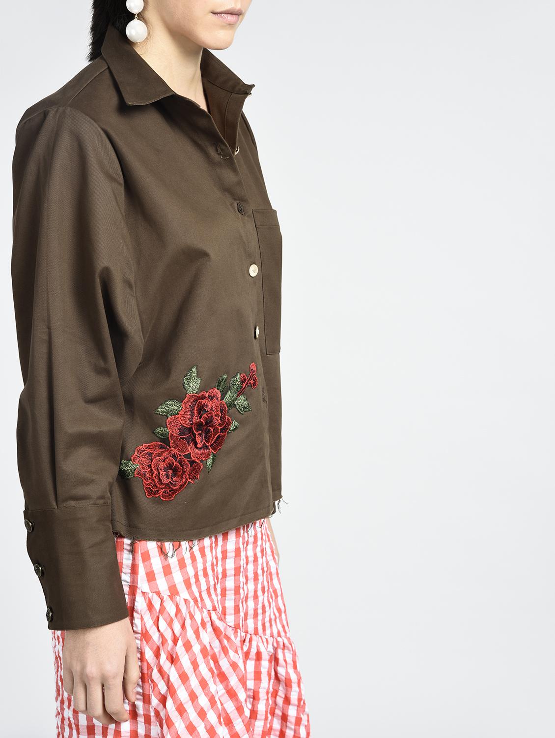 floral applique boxy fit shirt - 15438217 - Zoom Image - 2