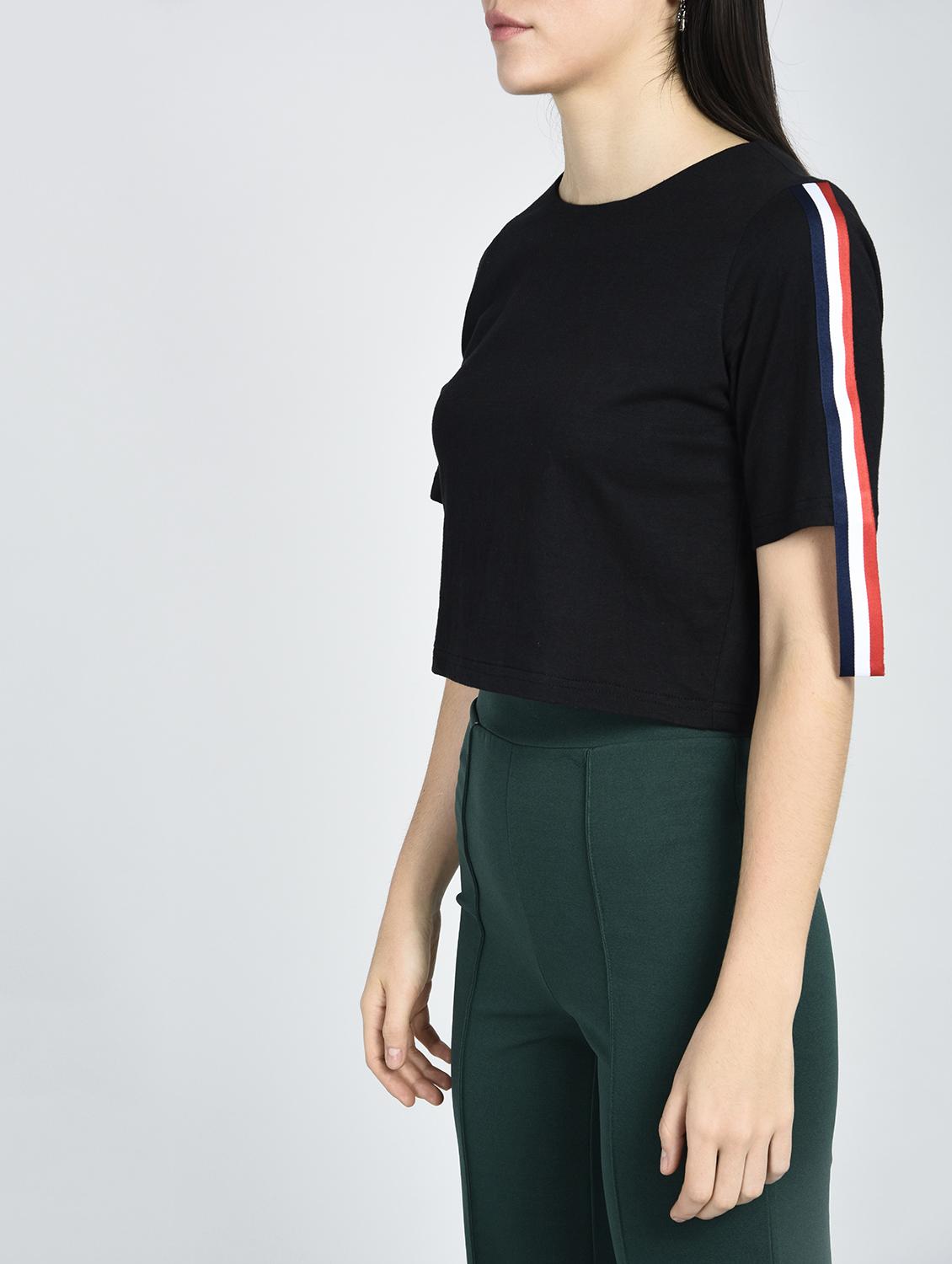side taping sleeved top - 15441181 - Zoom Image - 2