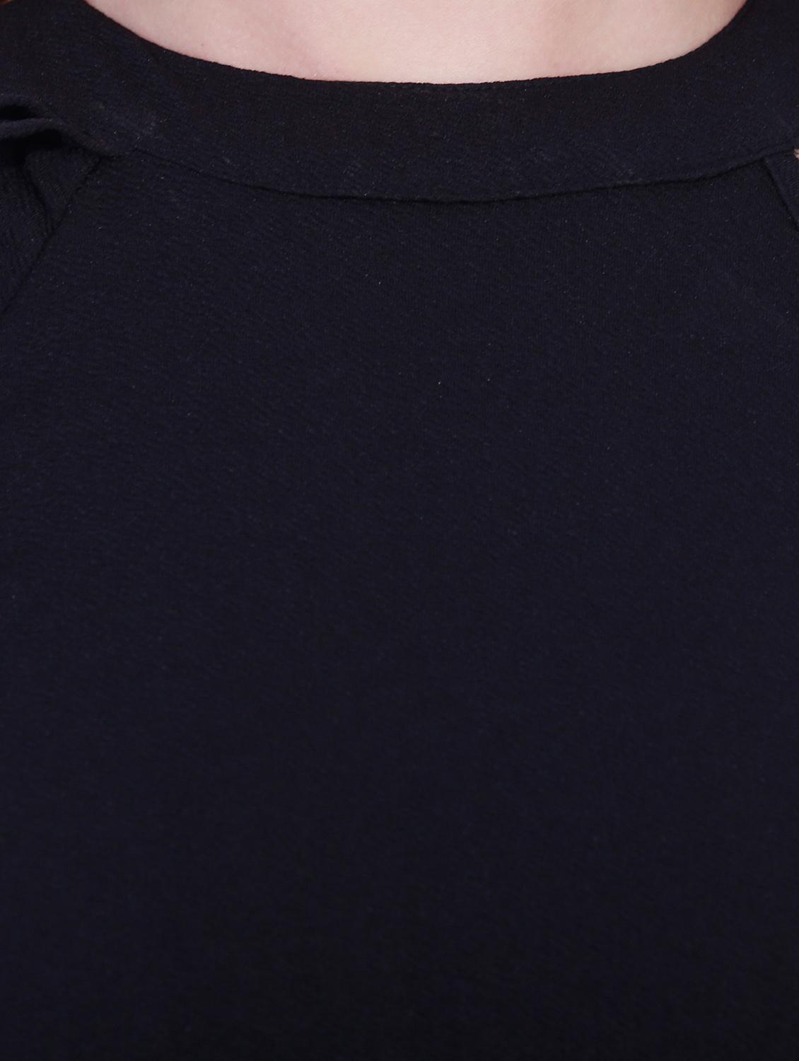 single sleeved skater dress - 15451236 - Zoom Image - 5