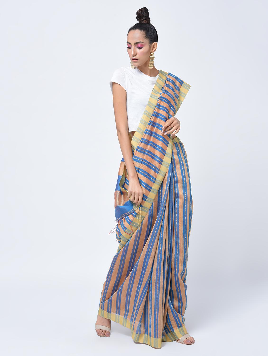 contrast striped jamdani saree with blouse - 15452389 - Zoom Image - 1