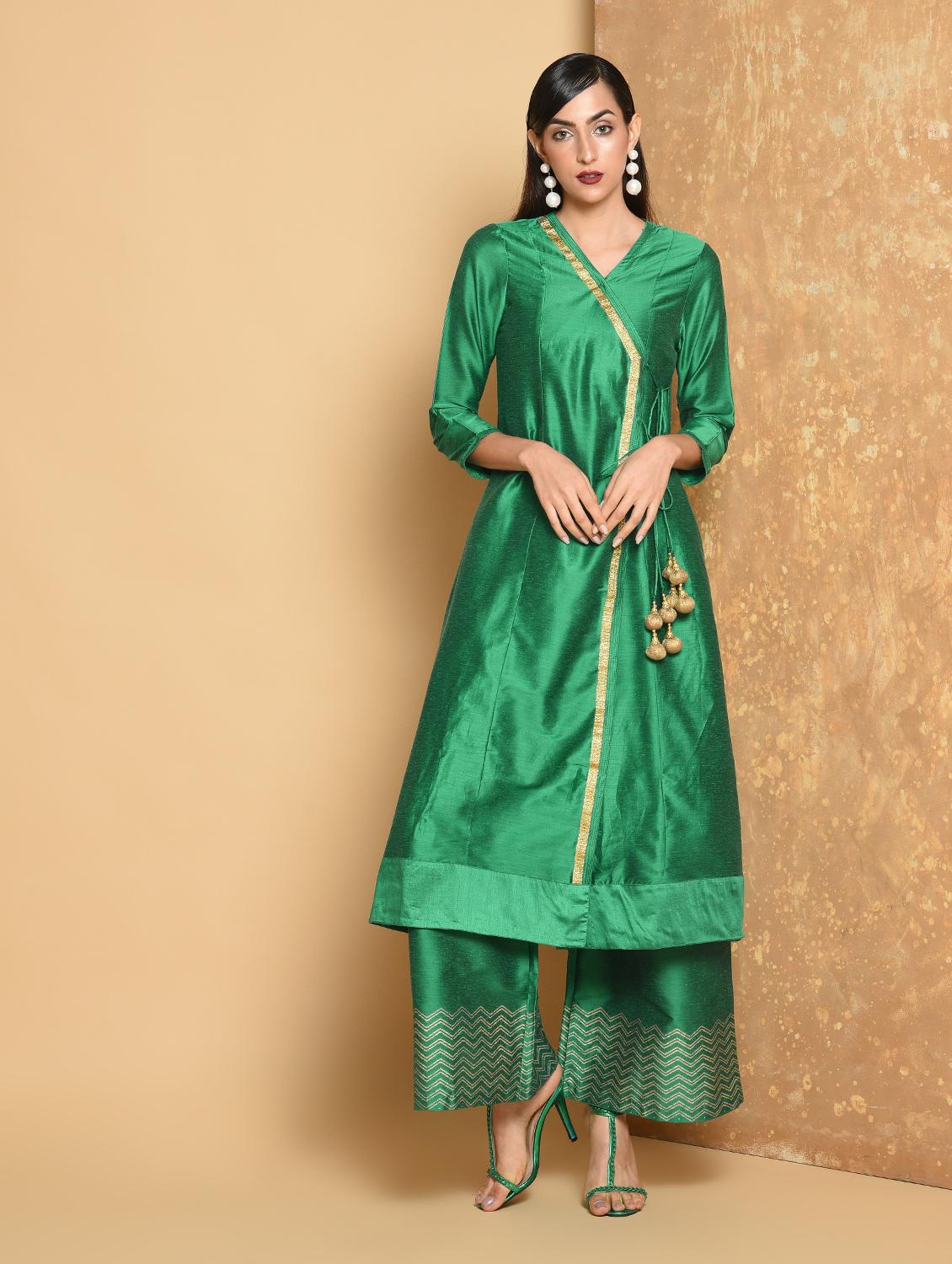 Angrakha with block printed palazzo - 15456328 - Zoom Image - 1